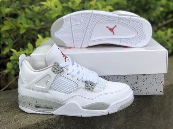 Nike Air Jordan 4 “White Oreo”